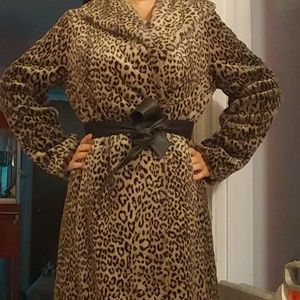 Faux Fur/Leopard Coat